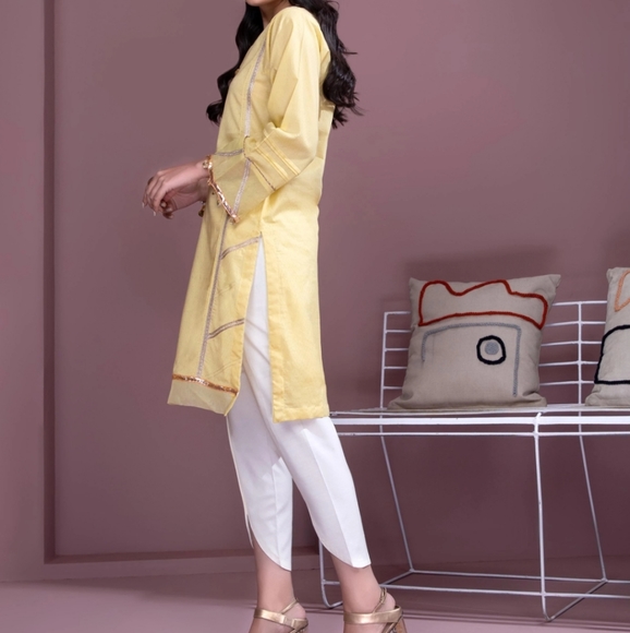 Lemon Yellow Pakistani Kurta by Sapphire FINAL PRICE - Picture 2 of 13